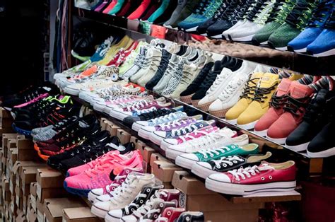 where to buy fake shoes in shanghai|china counterfeit markets.